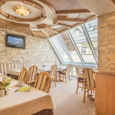 Alphotel Garni Salner 4*