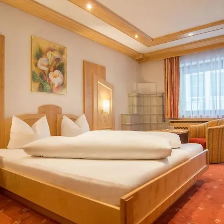 Alphotel Garni Salner Ισγκλ