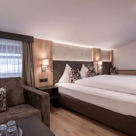 Alphotel Garni Salner 4*