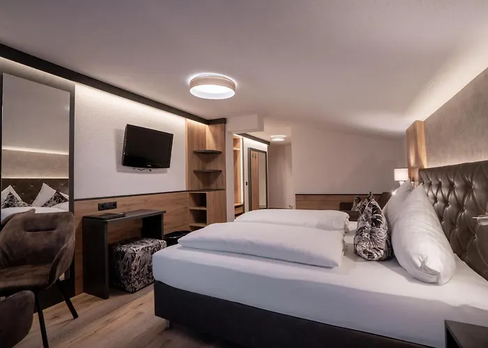 Alphotel Garni Salner 4*