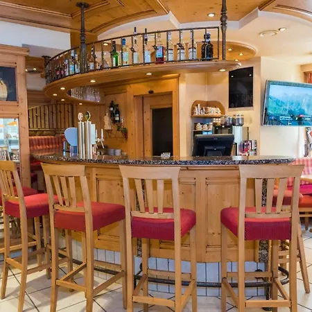 Alphotel Garni Salner Отель