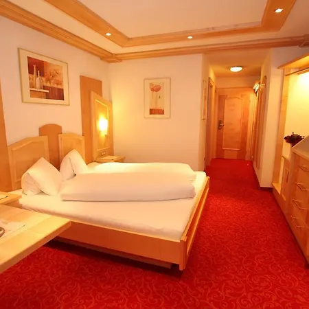 ホテル Alphotel Garni Salner